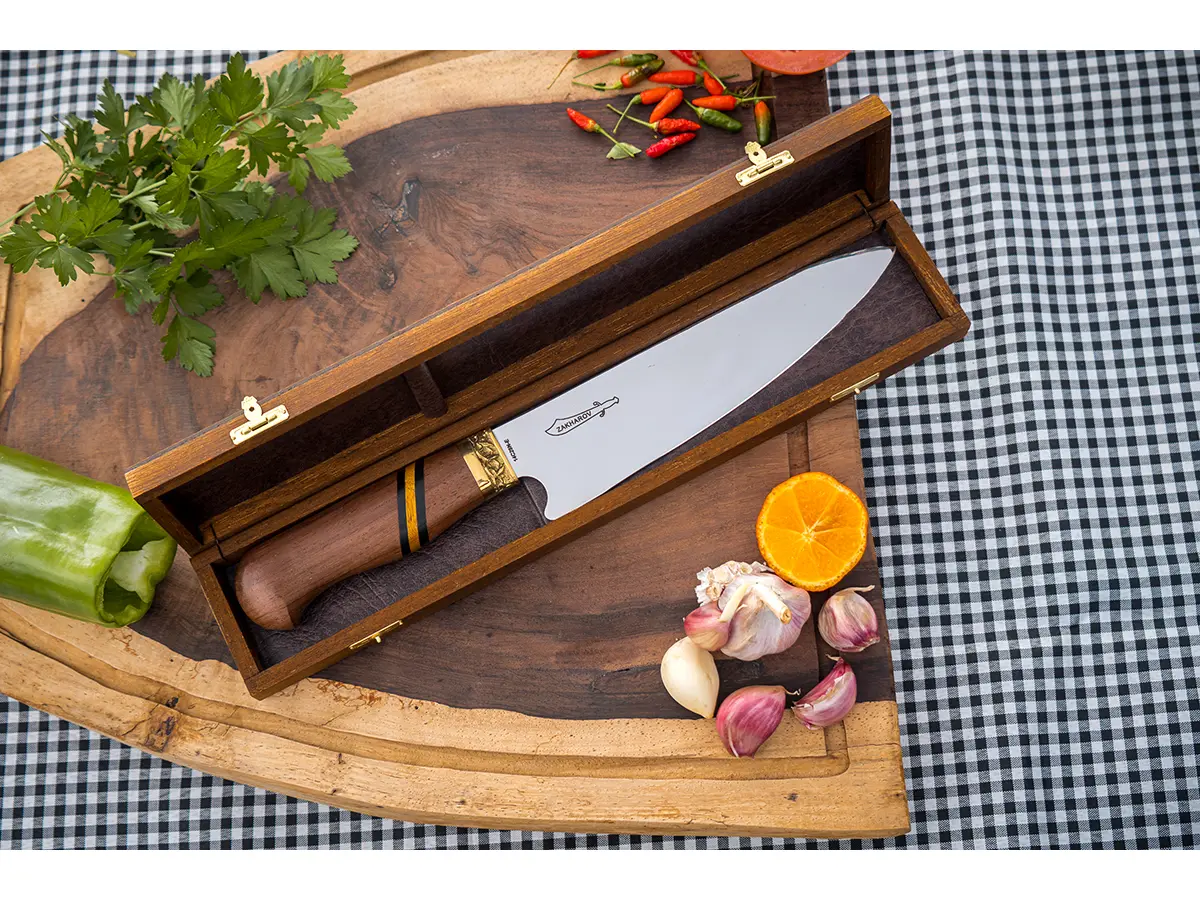 Faca para Churrasco e Cozinha 8" Zakharov Chef Suprema no Estojo de Madeira