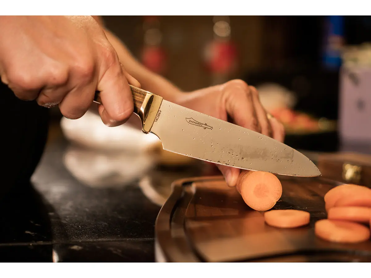 Faca para Cozinha 6" Zakharov Chef Mignon no Estojo de Madeira
