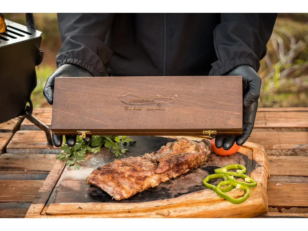 Kit para Churrasco 8" Zakharov Picanheira Especial Garfo no Estojo de Madeira