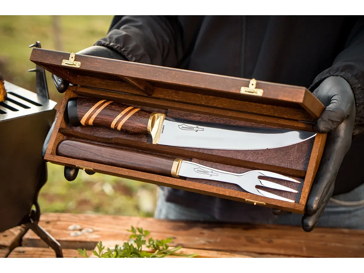 Kit para Churrasco 8" Zakharov Picanheira Especial Garfo no Estojo de Madeira