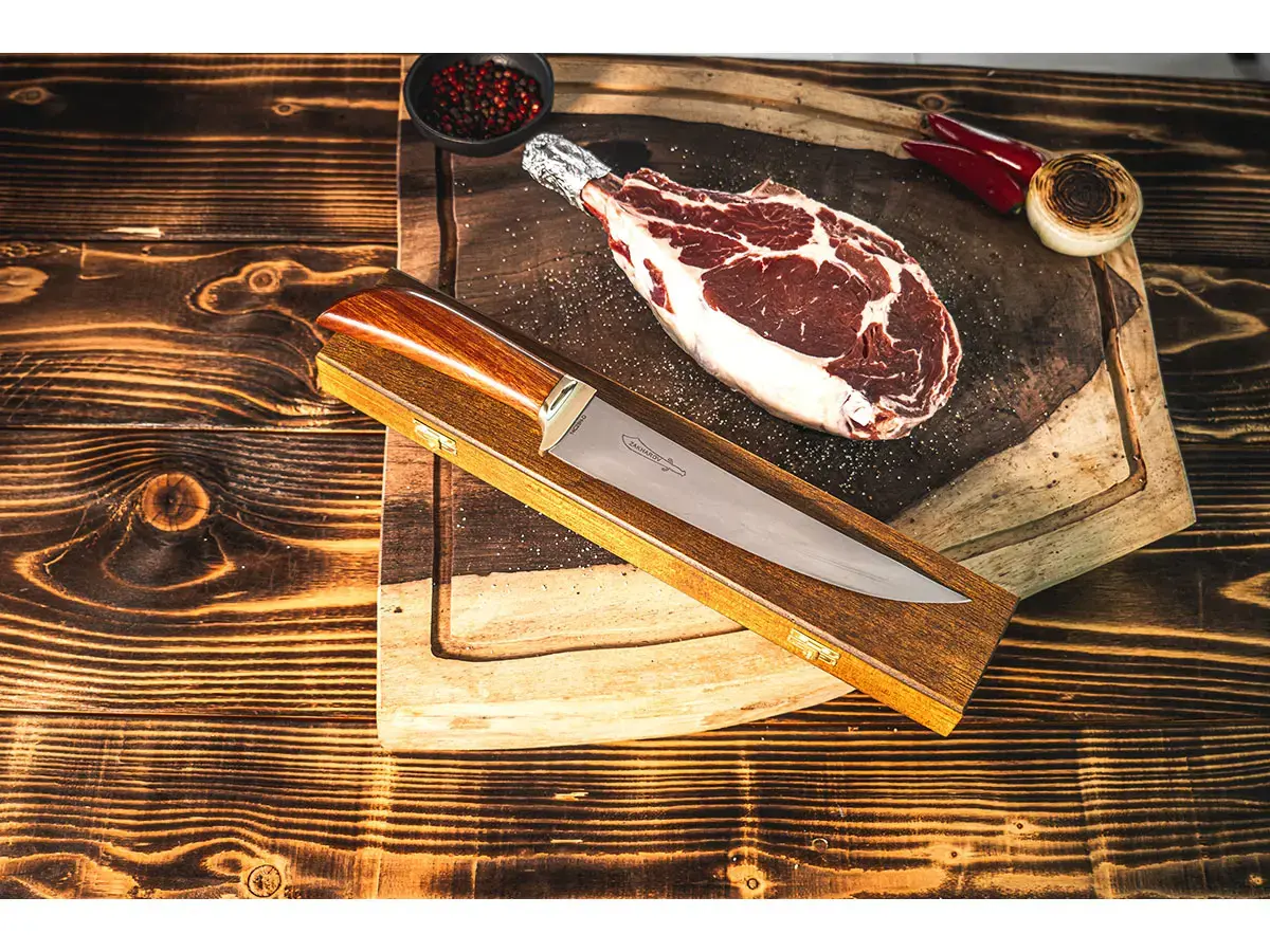 Faca para Churrasco 8" Zakharov Picanheira no Estojo de Madeira