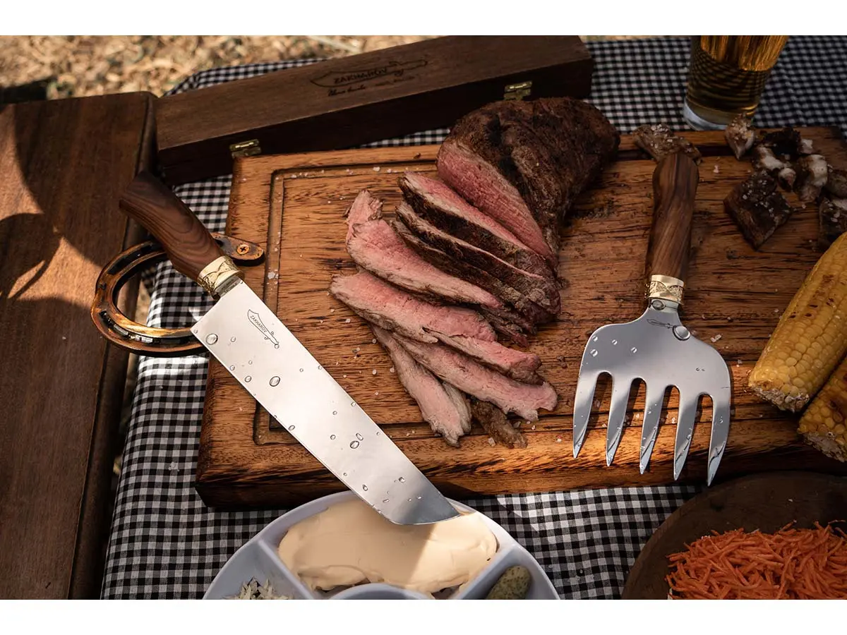 Kit para Churrasco Zakharov Texana Grill 9'' no Estojo de Madeira