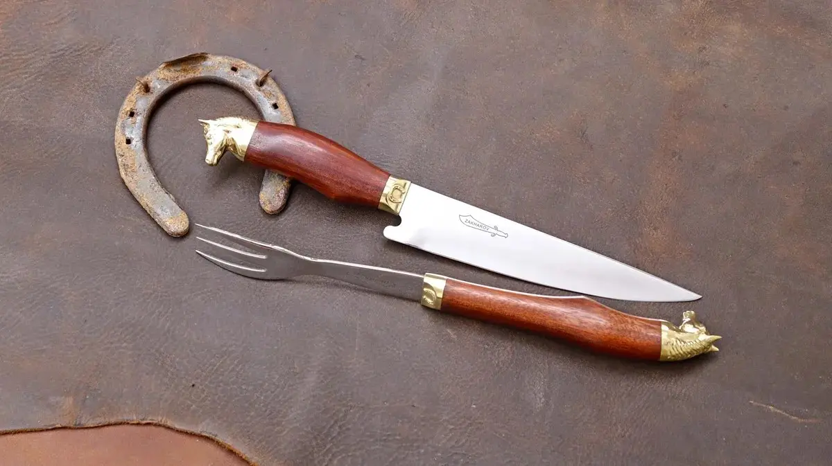 Kit para Churrasco 8" Zakharov Pampeira Garfo no Estojo de Madeira
