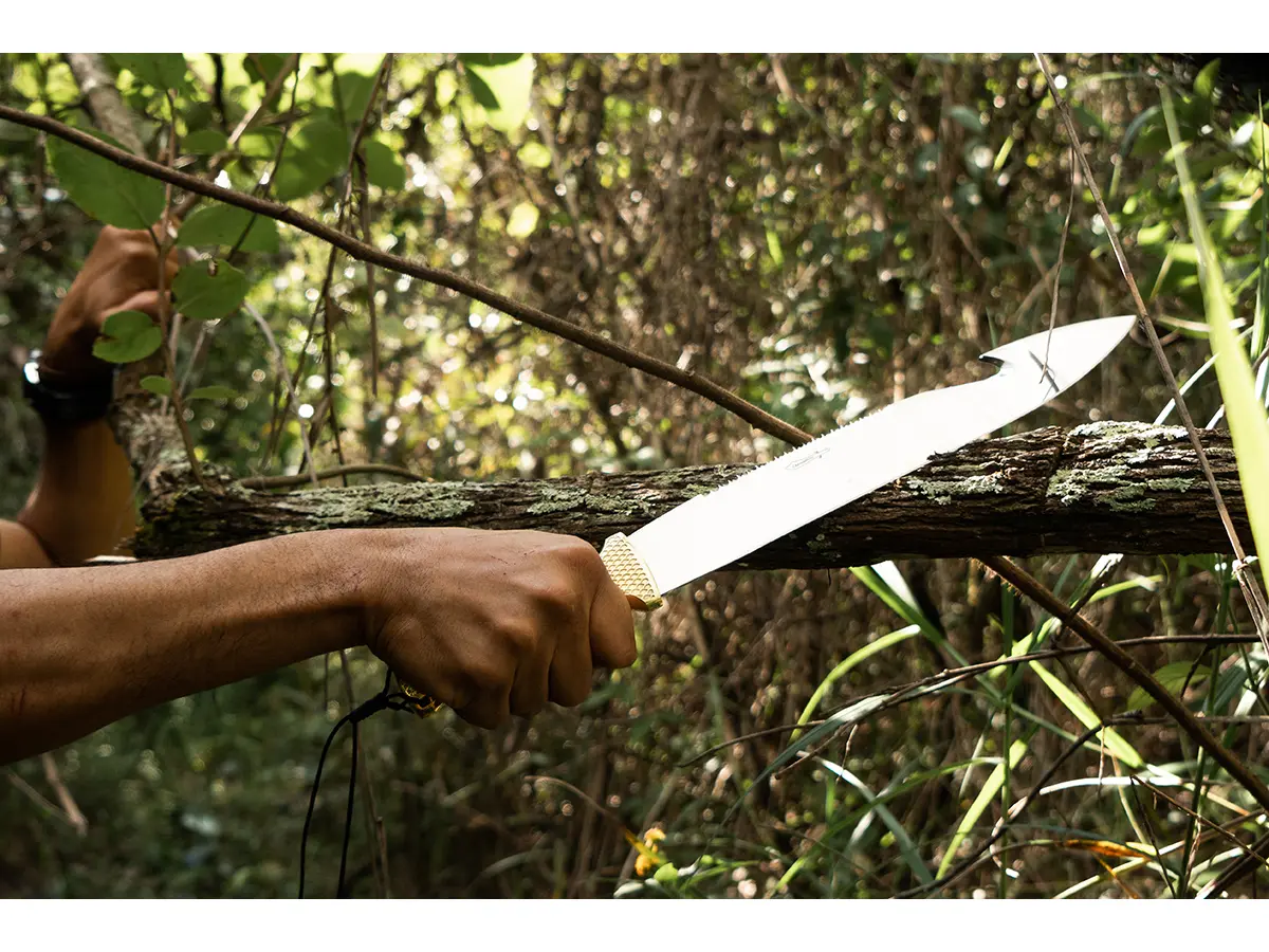 Facão para Mato Zakharov Selva 12'' na Bainha de Couro